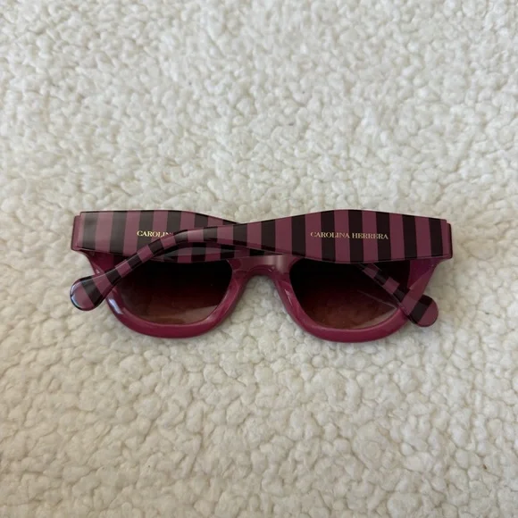 Carolina Herrera HER 0086/S Sunglasses - Picture 4 of 5